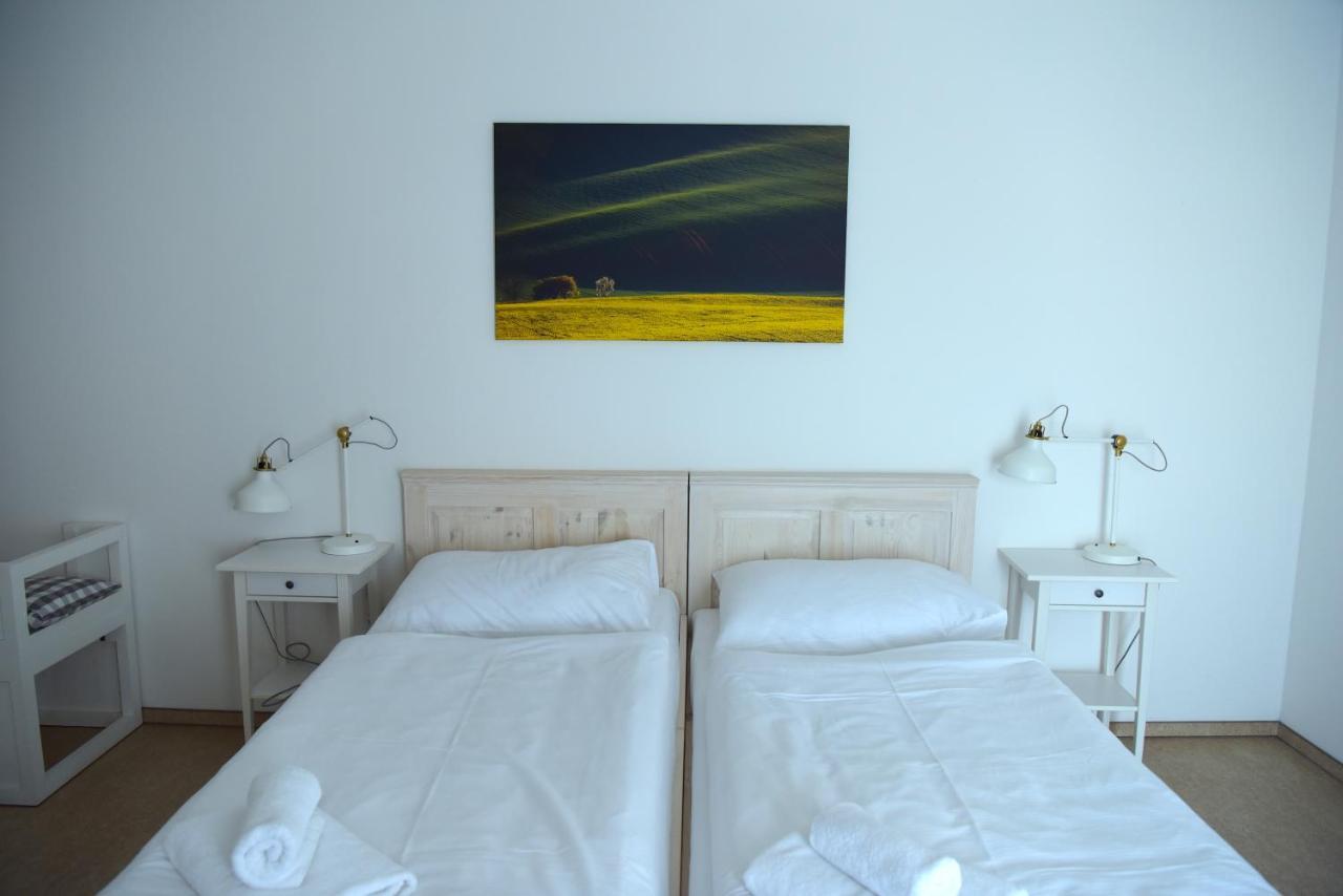Dvur Perlova Voda Budyne nad Ohri Exterior foto